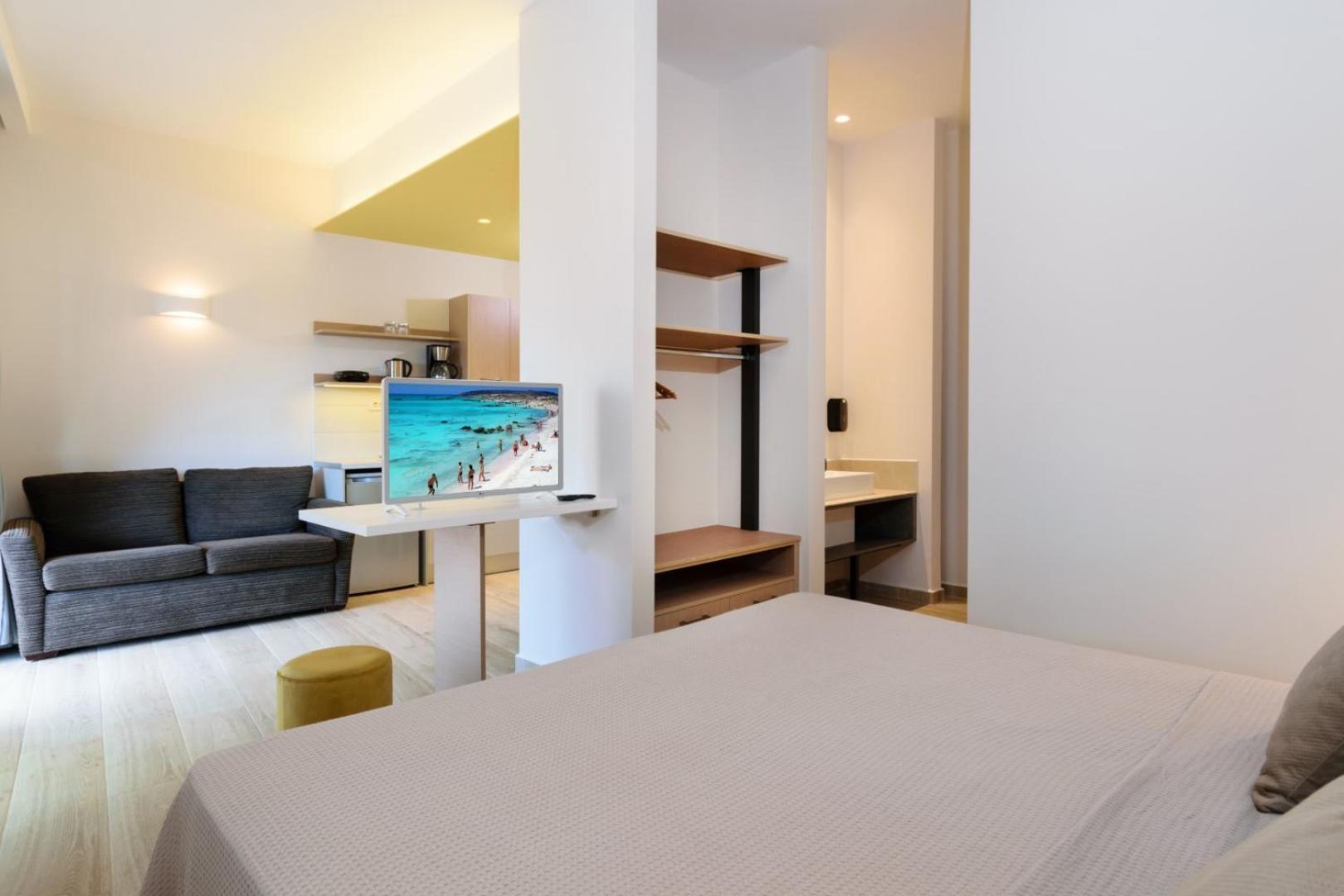 פלאסרנה Iliana Apartments מראה חיצוני תמונה