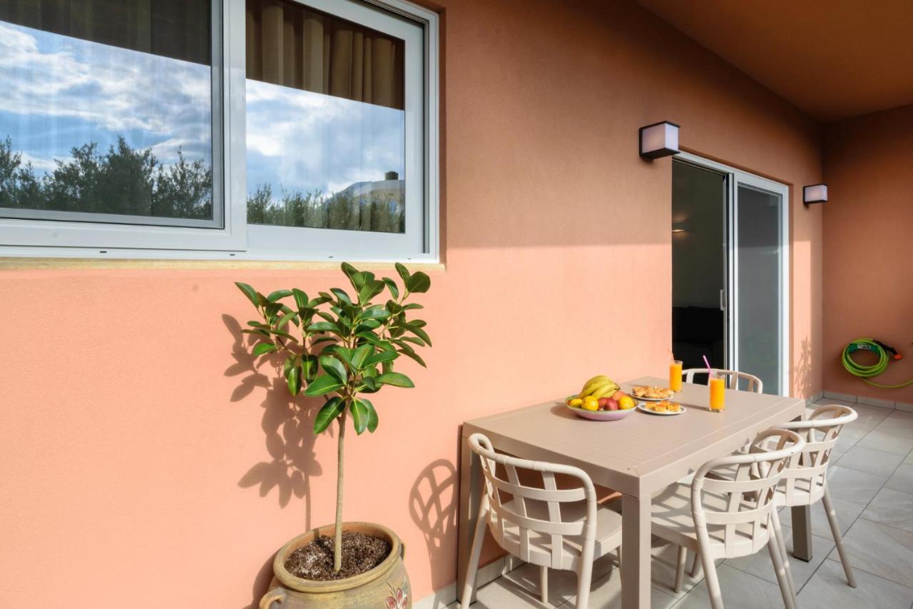 פלאסרנה Iliana Apartments מראה חיצוני תמונה