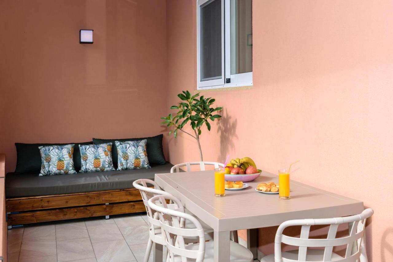 פלאסרנה Iliana Apartments מראה חיצוני תמונה
